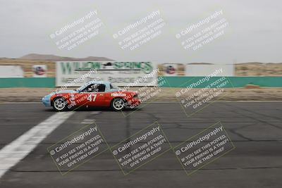 media/Jun-01-2025-CalClub SCCA (Sun) [[eae223c5dd]]/Group 5/Race (Front Straight)/